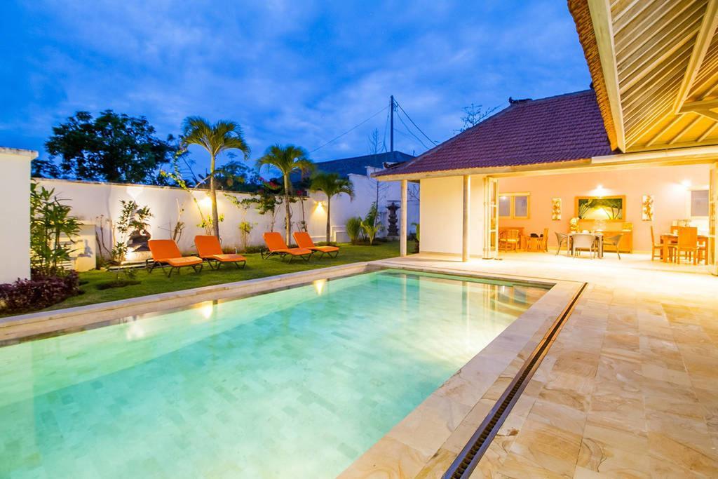 Istana Willy Villa Ungasan  Exterior photo